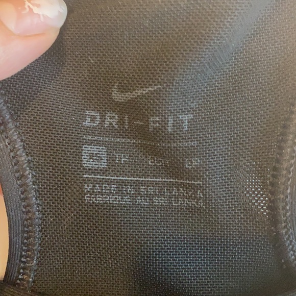 NIKE SPORTBRAS SIZE XS dry fit - Picture 3 of 4